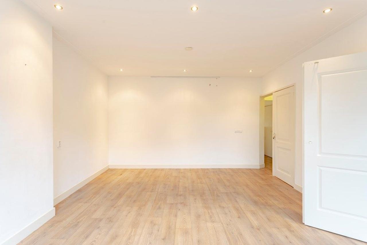 Bright Apartment in the Heart of Haarlem - Image 5