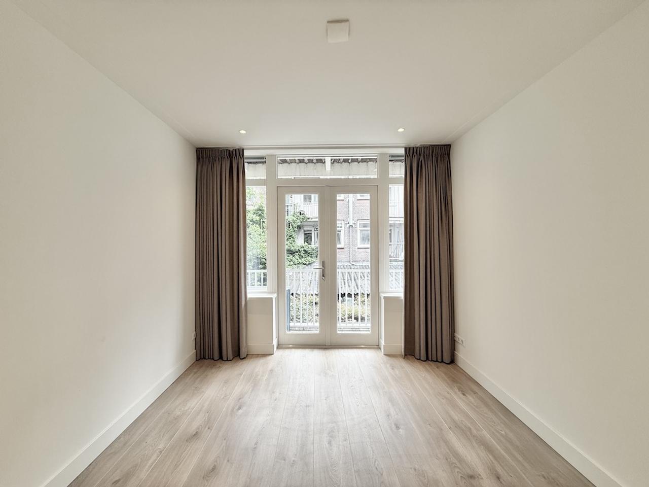 2-slaapkamer met balkon in De Pijp - Afbeelding 5