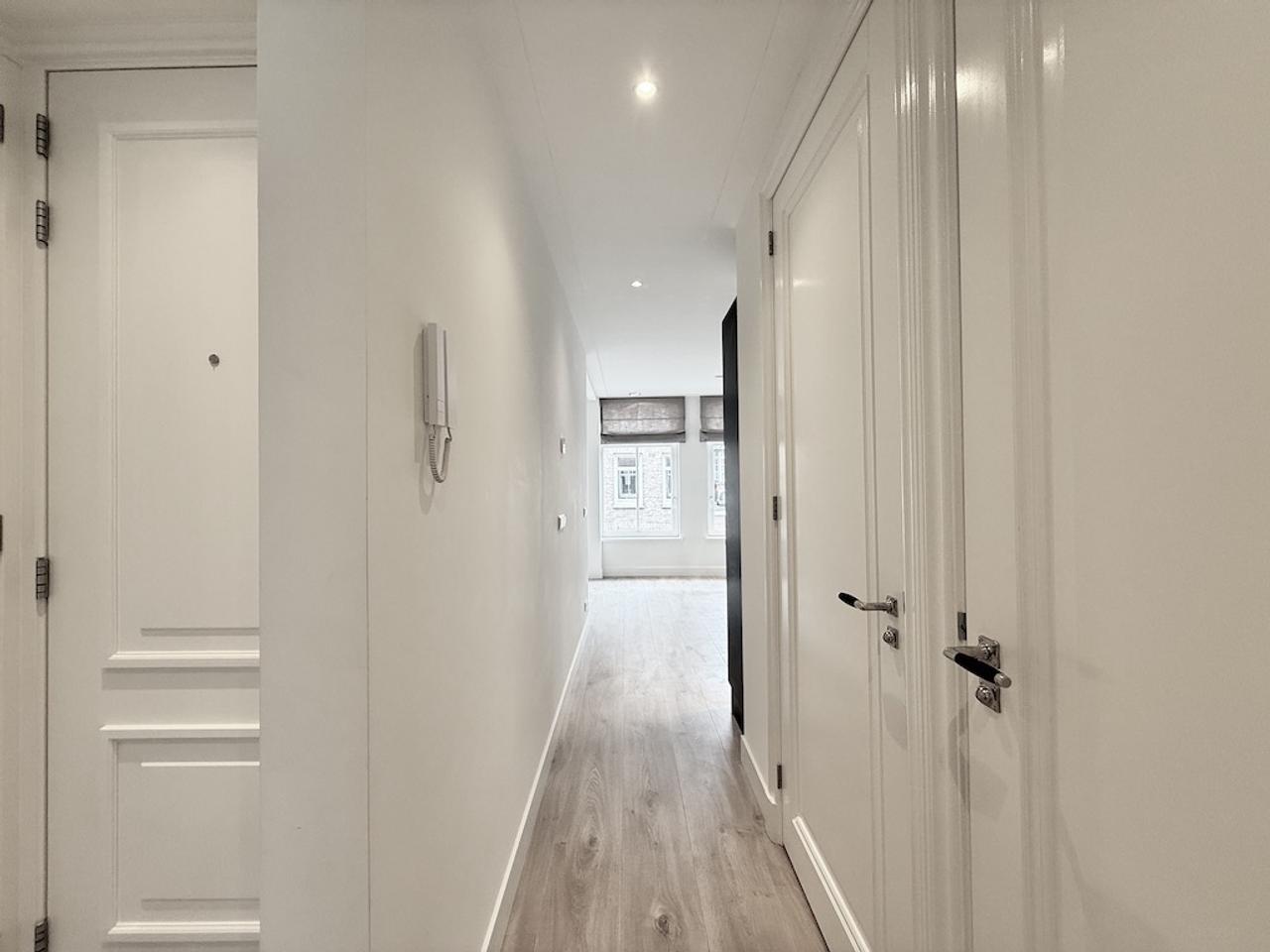 2-slaapkamer met balkon in De Pijp - Afbeelding 4