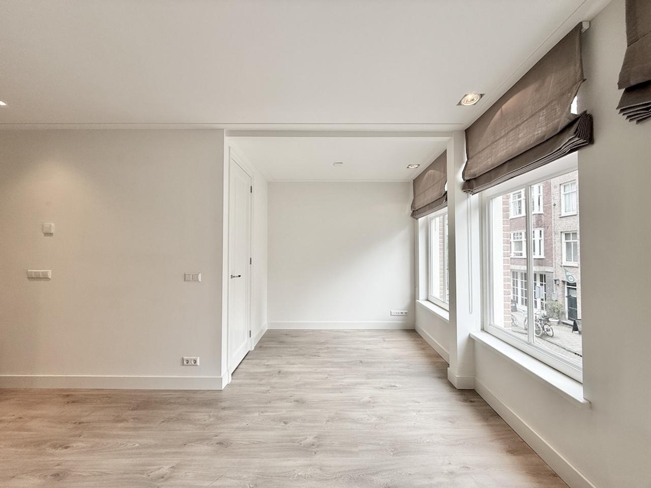 2-slaapkamer met balkon in De Pijp - Afbeelding 2