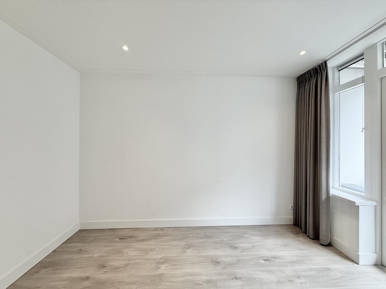 2-slaapkamer met balkon in De Pijp - Afbeelding 8