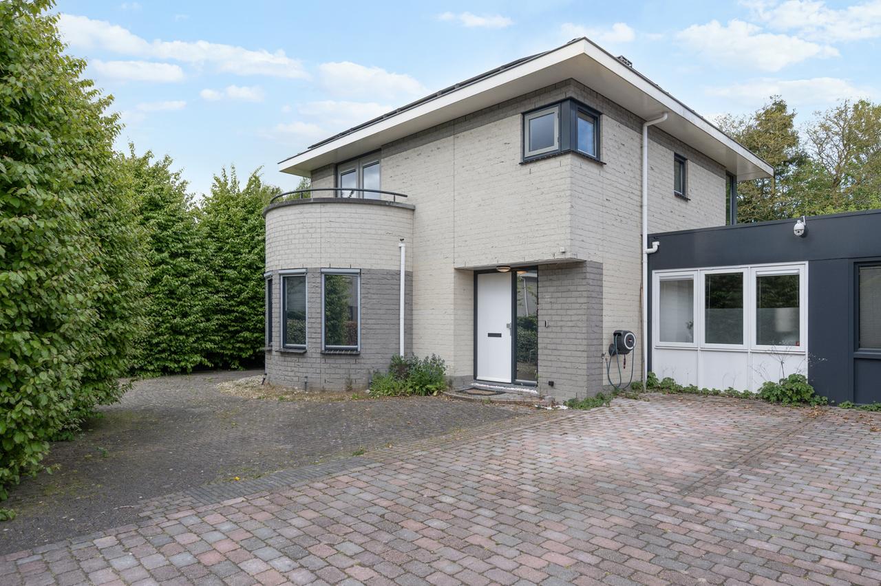 Vrijstaande villa met tuin in Vogelhorst - Afbeelding 2