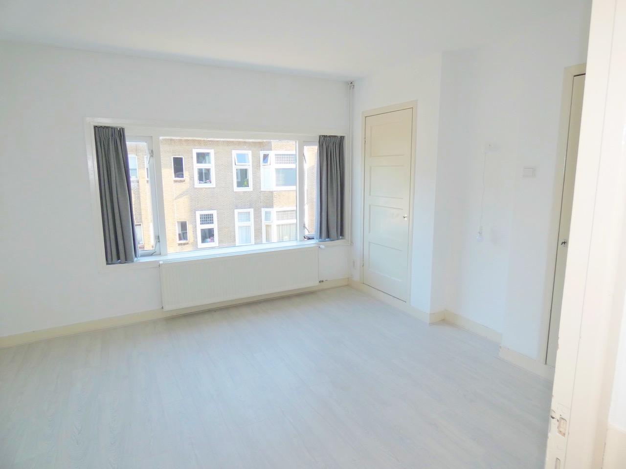 Room (16m²) with shared living room in Schildersbuurt - Image 2