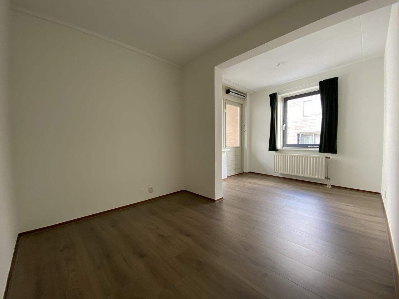90 m² appartement met 2 balkons in centrum - Afbeelding 22