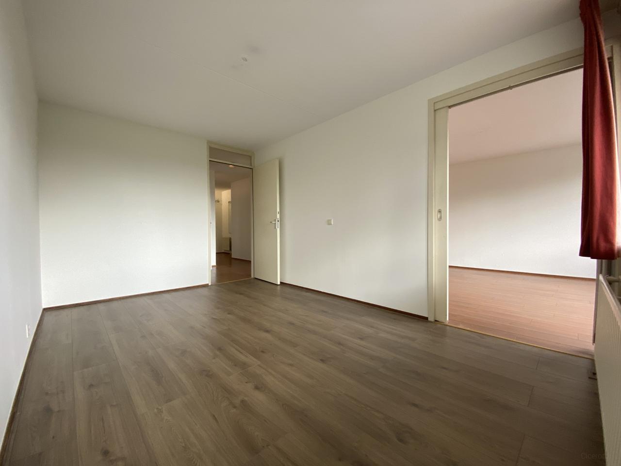 90 m² appartement met 2 balkons in centrum - Afbeelding 17