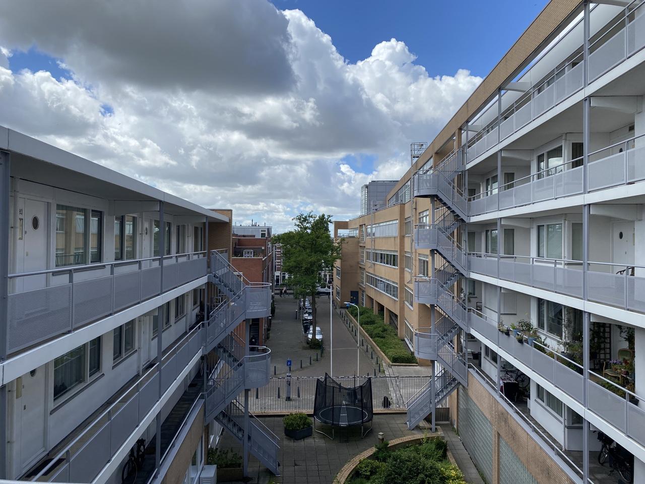 90 m² appartement met 2 balkons in centrum - Afbeelding 3