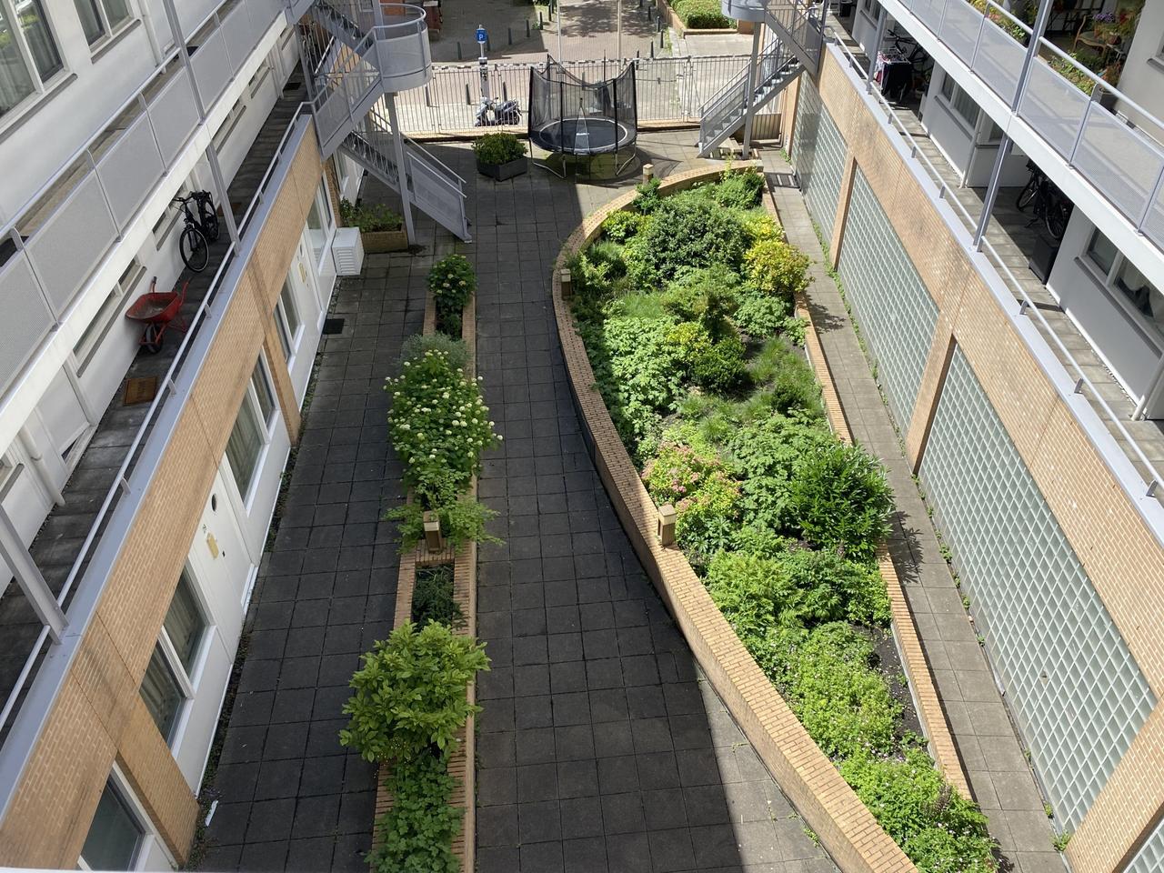 90 m² appartement met 2 balkons in centrum - Afbeelding 4