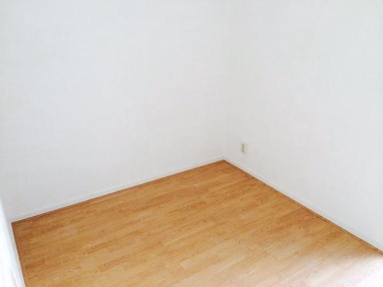 2-kamer appartement met tuin in Leiden - Afbeelding 8