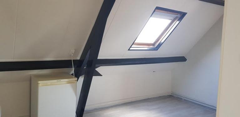 Studentenkamer van 15 m² bij de NHL - Afbeelding 2