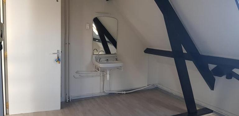 Studentenkamer van 15 m² bij de NHL - Afbeelding 9