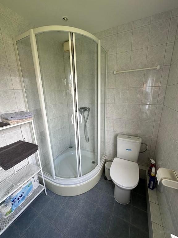 Vrijstaand wonen met 4 slaapkamers en garage - Afbeelding 12