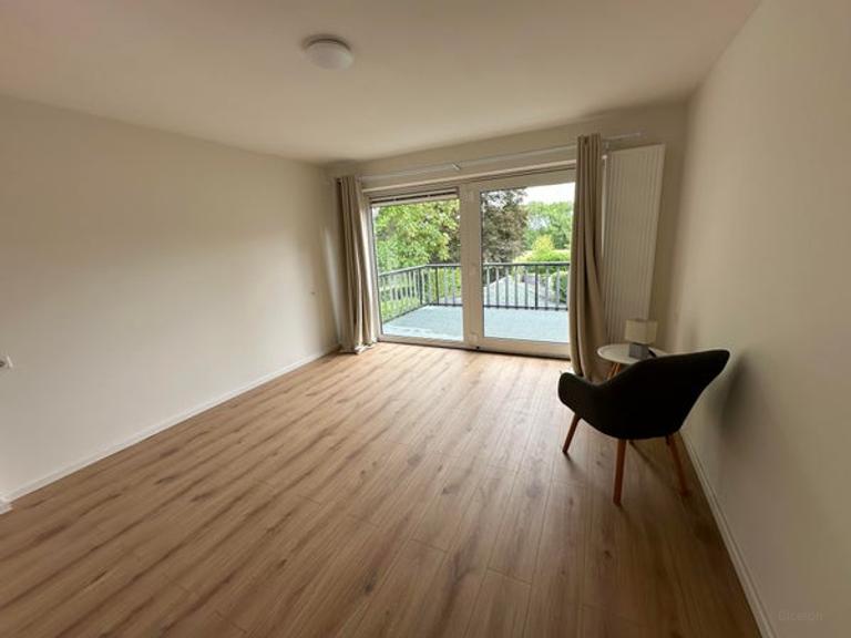 Vrijstaand wonen met 4 slaapkamers en garage - Afbeelding 9