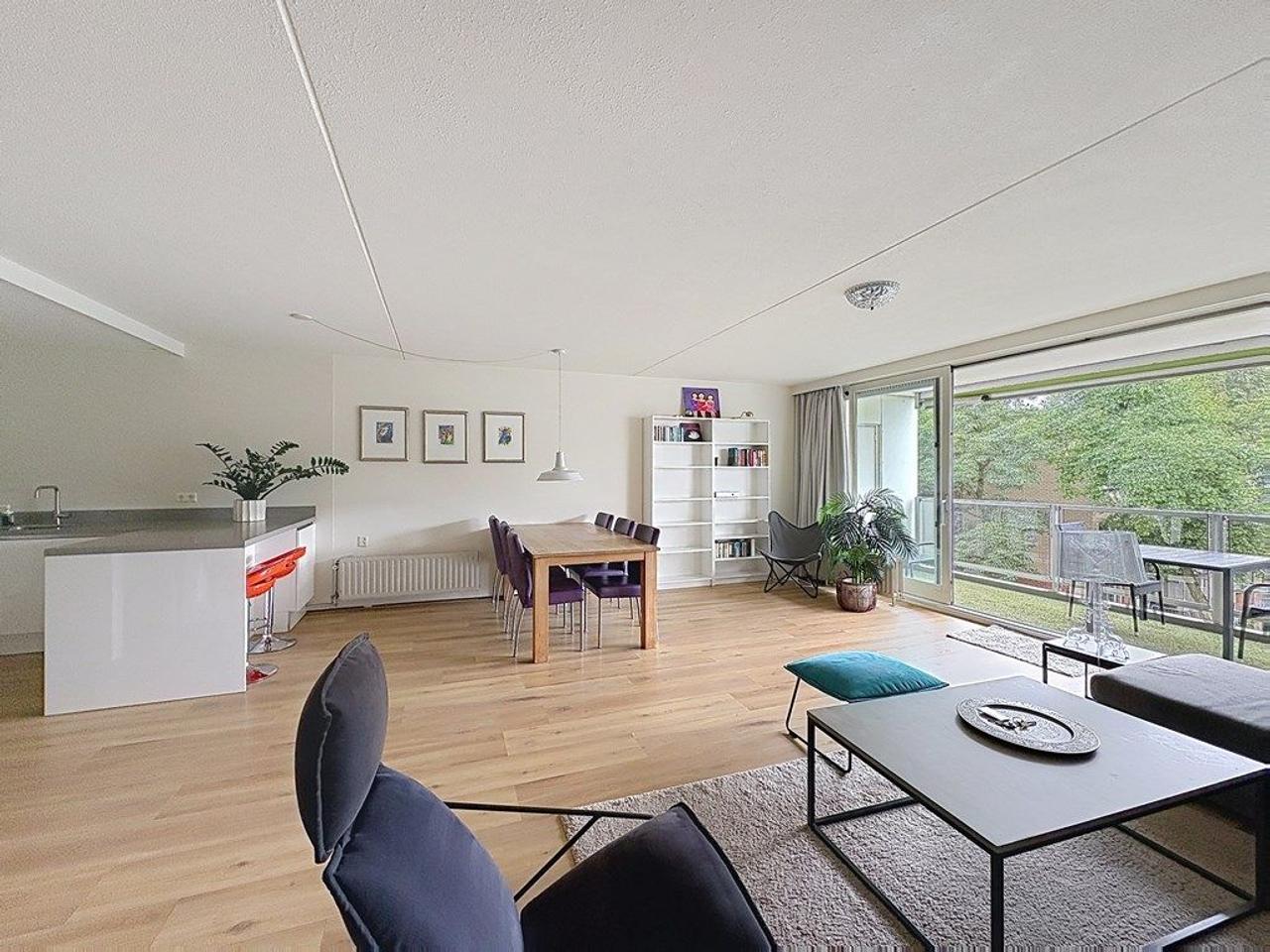 Gemeubileerd 3-kamerappartement met balkon - Afbeelding 4