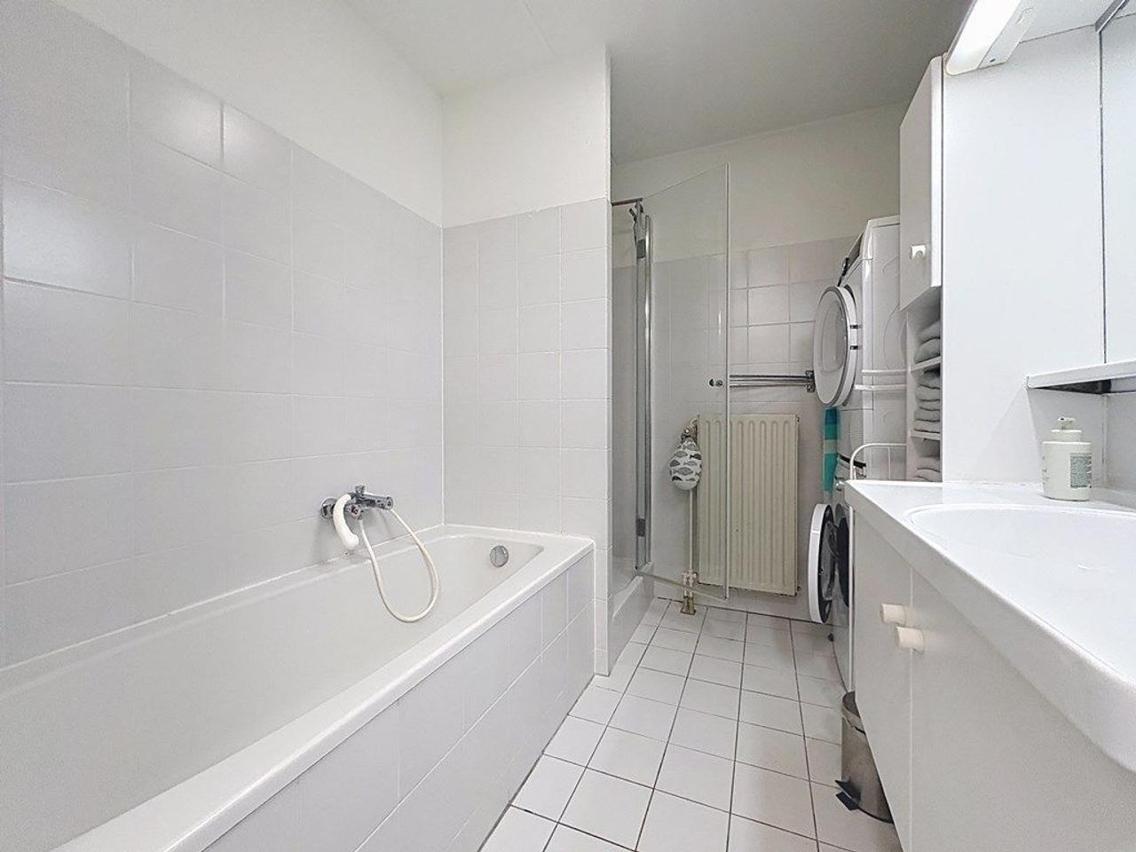 Gemeubileerd 3-kamerappartement met balkon - Afbeelding 10