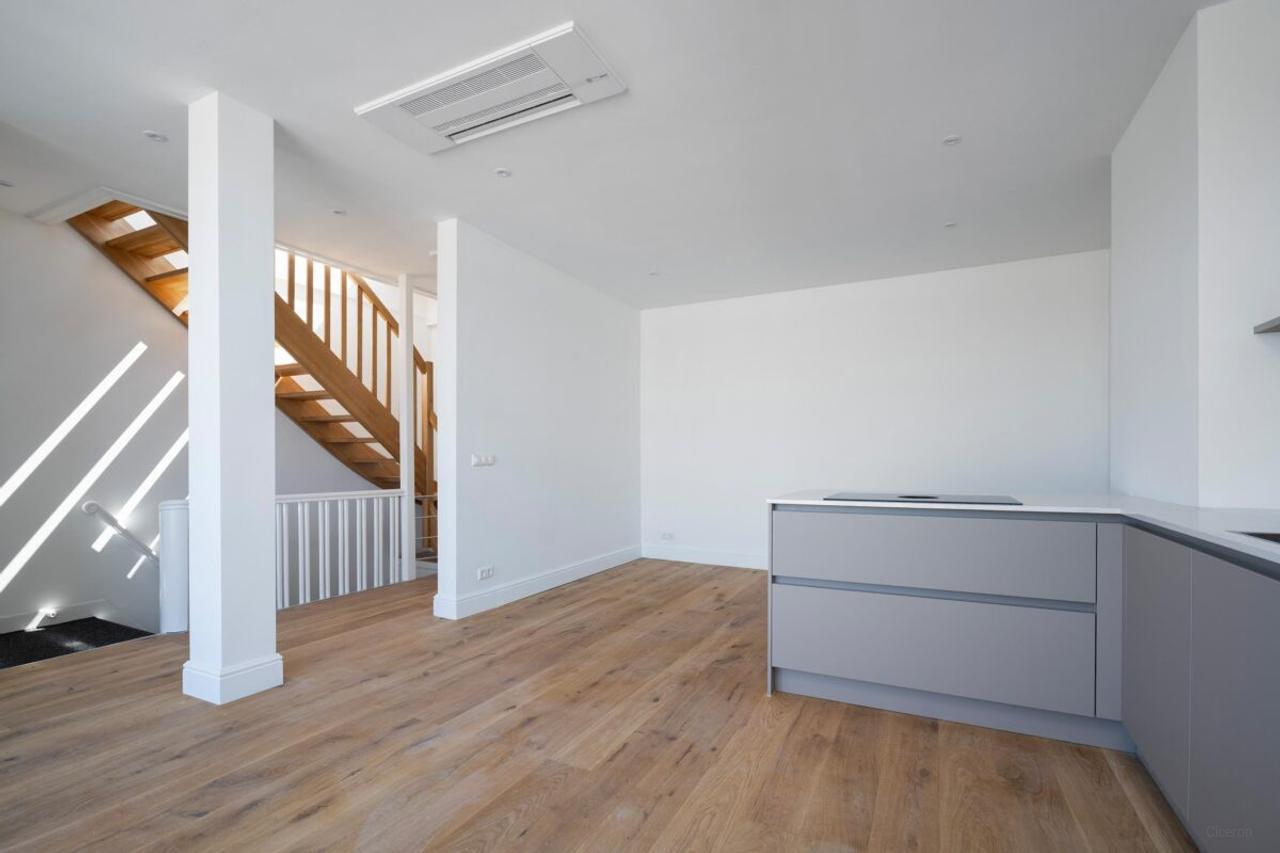 Gemeubileerd appartement met dakterras in Oud-Zuid - Afbeelding 9