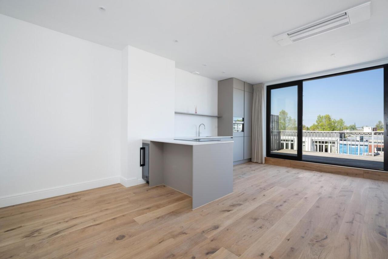 Gemeubileerd appartement met dakterras in Oud-Zuid - Afbeelding 2