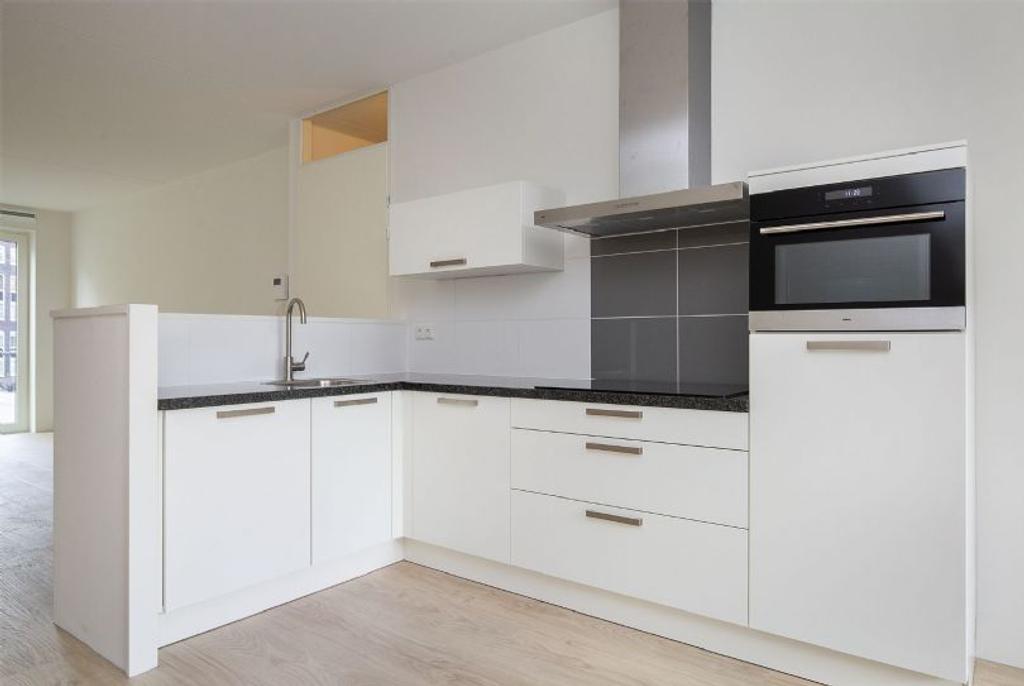 Licht 3-kamer appartement in Diemen - Afbeelding 3