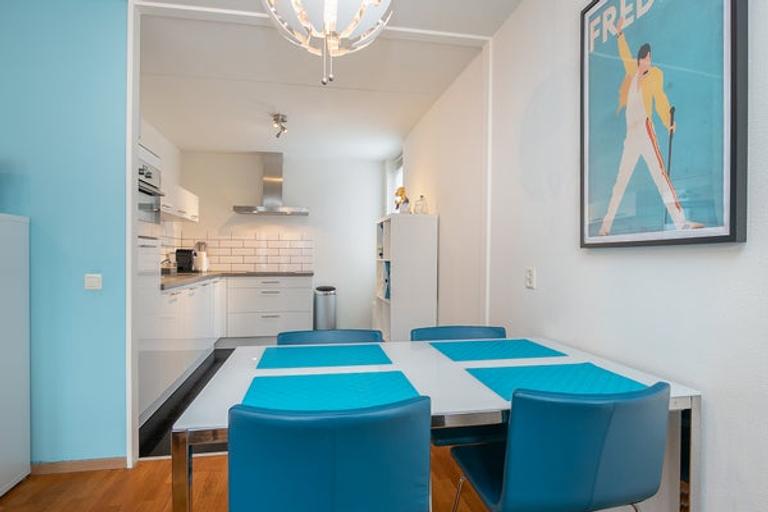 Garden apartment near Vrijthof Square - Image 9