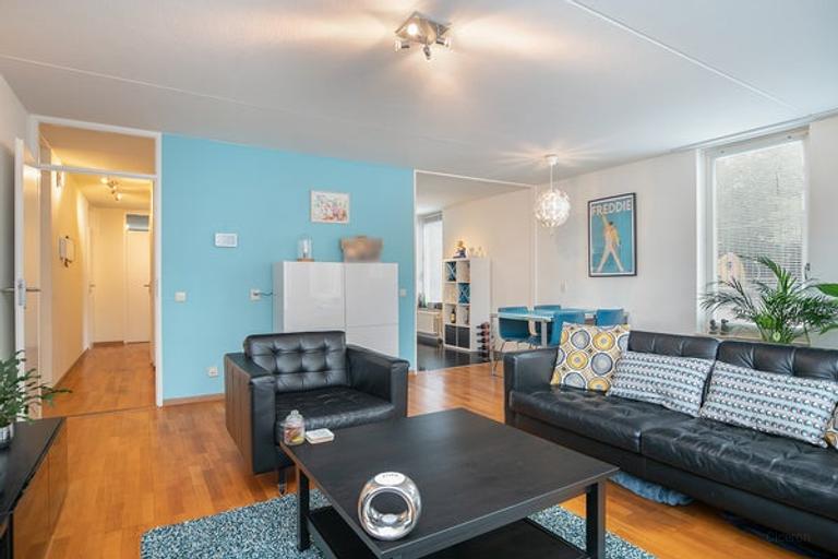 Garden apartment near Vrijthof Square - Image 7