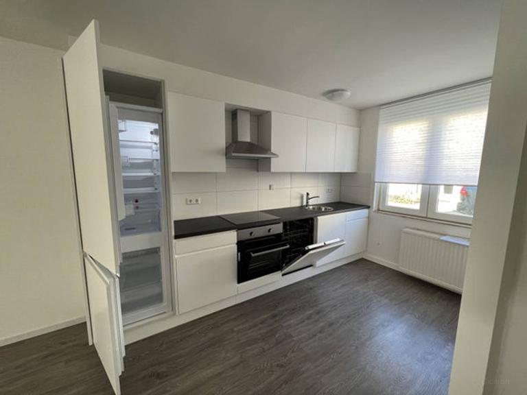 Vernieuwde tussenwoning met tuin op het zuiden in Heugem - Afbeelding 6