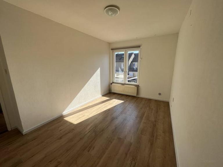 Vernieuwde tussenwoning met tuin op het zuiden in Heugem - Afbeelding 16