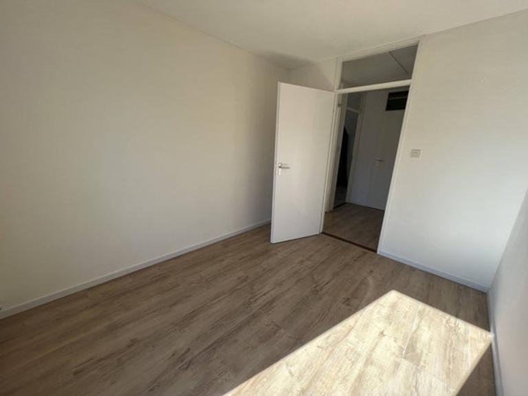 Vernieuwde tussenwoning met tuin op het zuiden in Heugem - Afbeelding 14