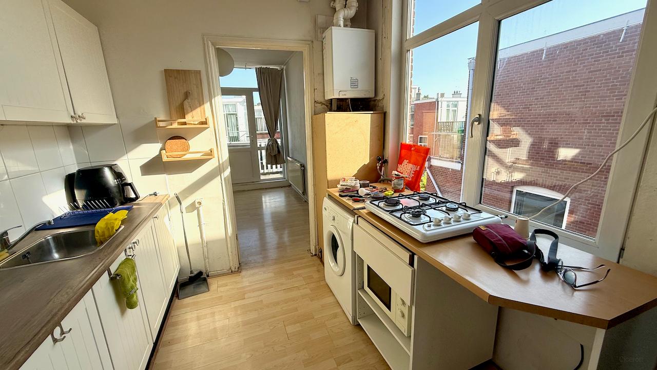 Gemeubileerd 3-kamerappartement met balkon - Afbeelding 6