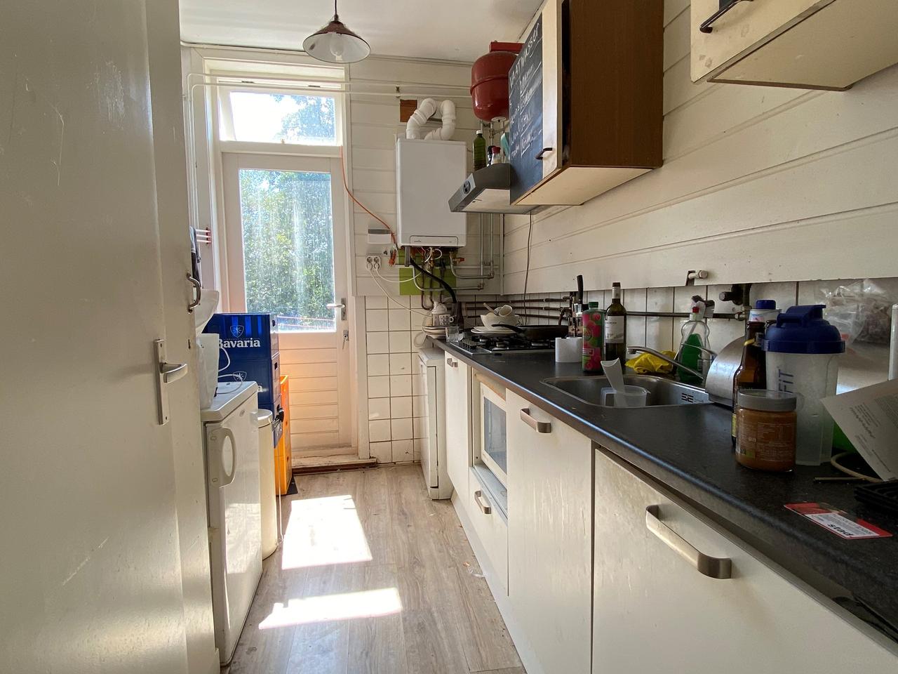 Kamer met balkon in de Indische buurt - Afbeelding 8