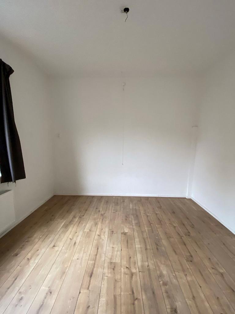 Studentenkamer van 17m² met eigen keuken en balkon - Afbeelding 2