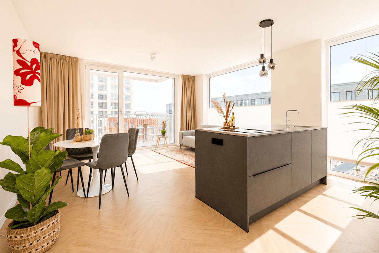 Gemeubileerd 3-kamerappartement met balkon - Afbeelding 4