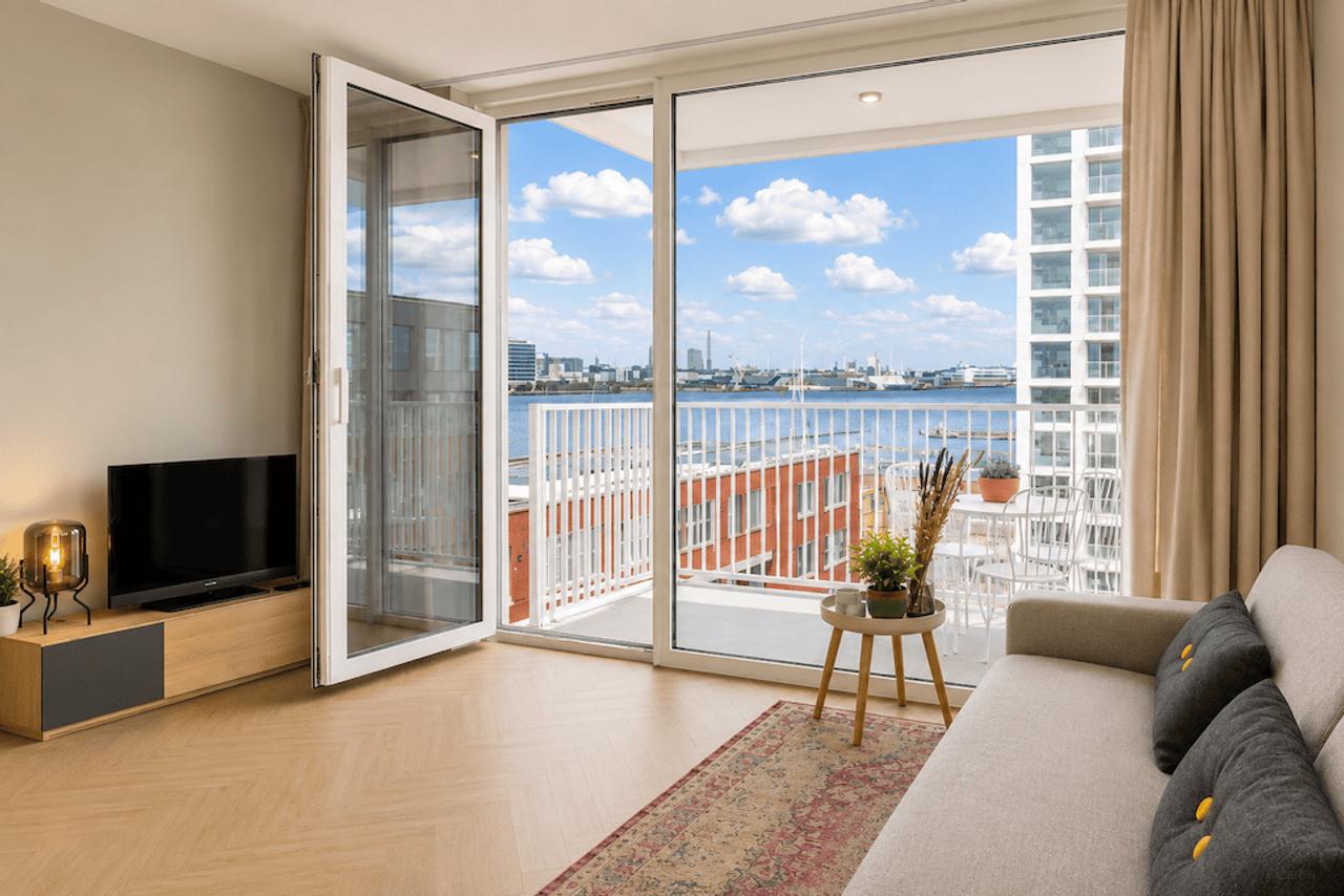 Gemeubileerd 3-kamerappartement met balkon - Afbeelding 1