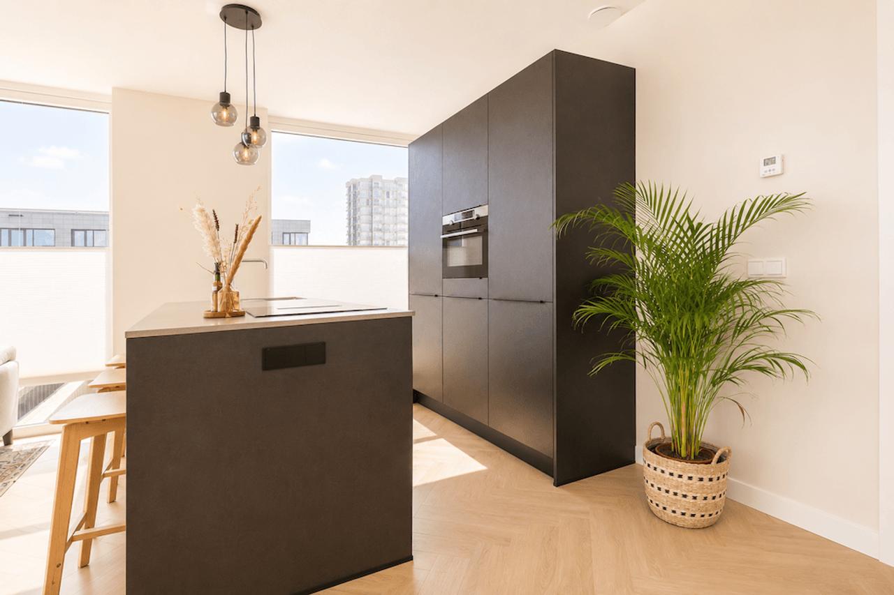 Gemeubileerd 3-kamerappartement met balkon - Afbeelding 6