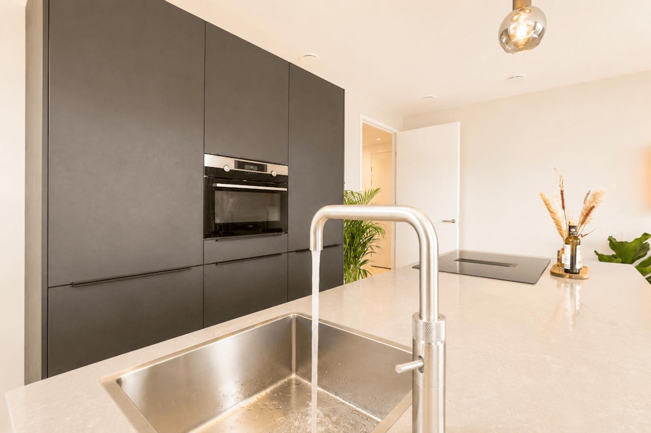 Gemeubileerd 3-kamerappartement met balkon - Afbeelding 5