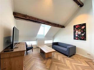 Furnished apartment on the Markt - Image 8