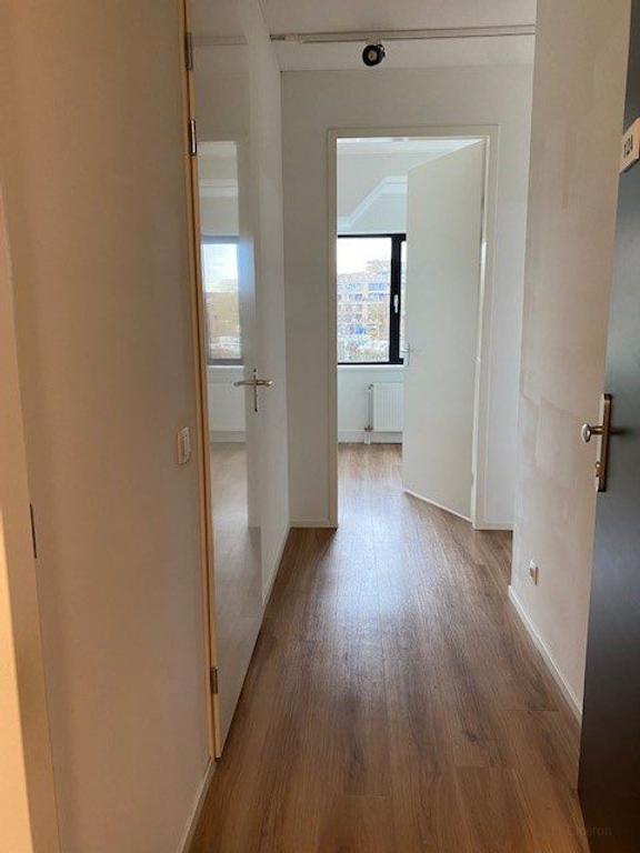 Balkon en lift in De Leyens - Afbeelding 10