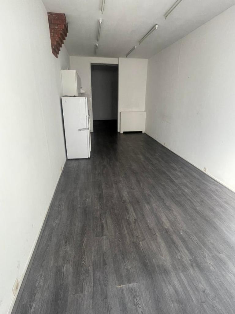 Studio met aparte slaapkamer in hartje Leeuwarden - Afbeelding 2