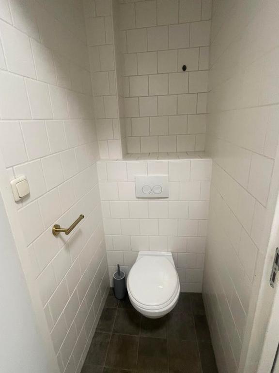 Studio met aparte slaapkamer in hartje Leeuwarden - Afbeelding 9