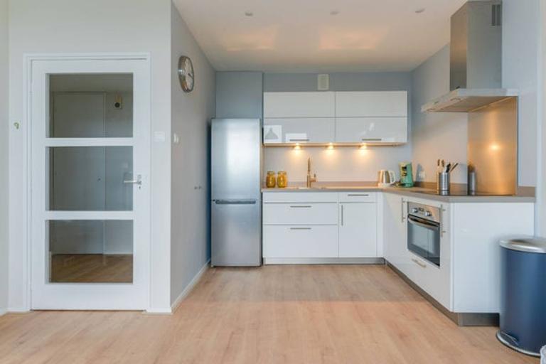 Gemeubileerd 2-kamerappartement met balkon - Afbeelding 17