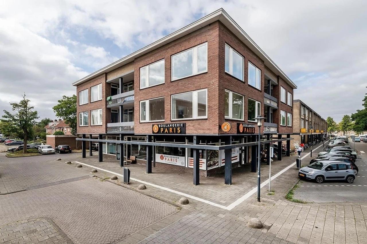 114 m2 Maisonette with 4 Bedrooms - Image 1