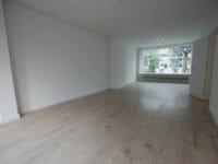 5-bedroom house with garden in Helpman - Image 2