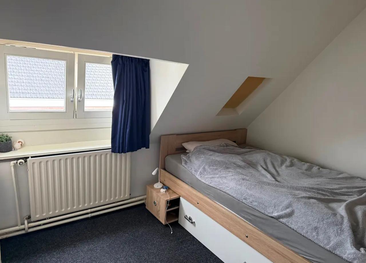 Studentenkamer van 17 m2 met dakterras - Afbeelding 8