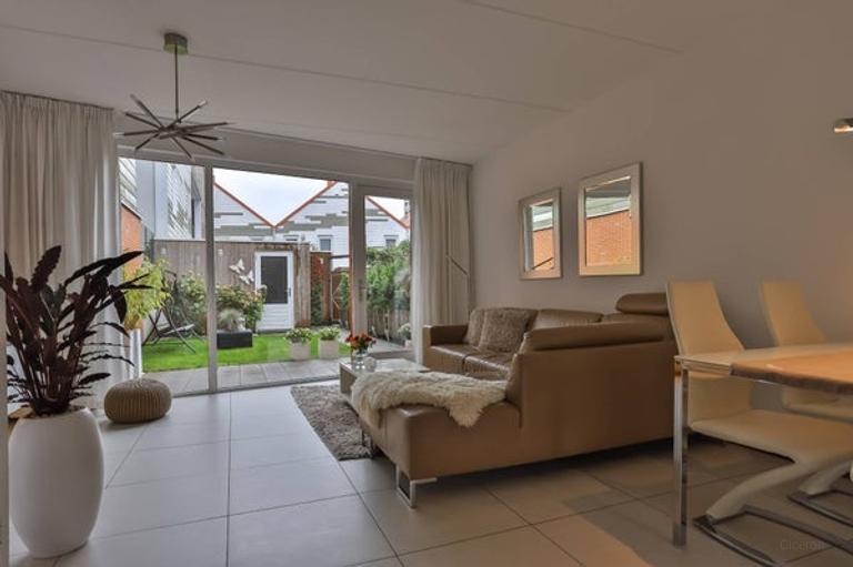 100 m² gezinswoning met tuin op zuidoost - Afbeelding 2