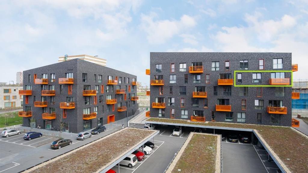 Licht 2-slaapkamerappartement met balkon - Afbeelding 2