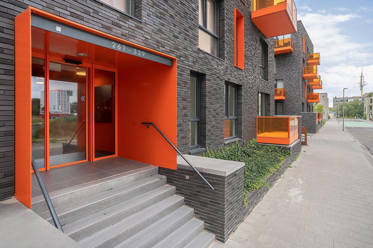 Licht 2-slaapkamerappartement met balkon - Afbeelding 8
