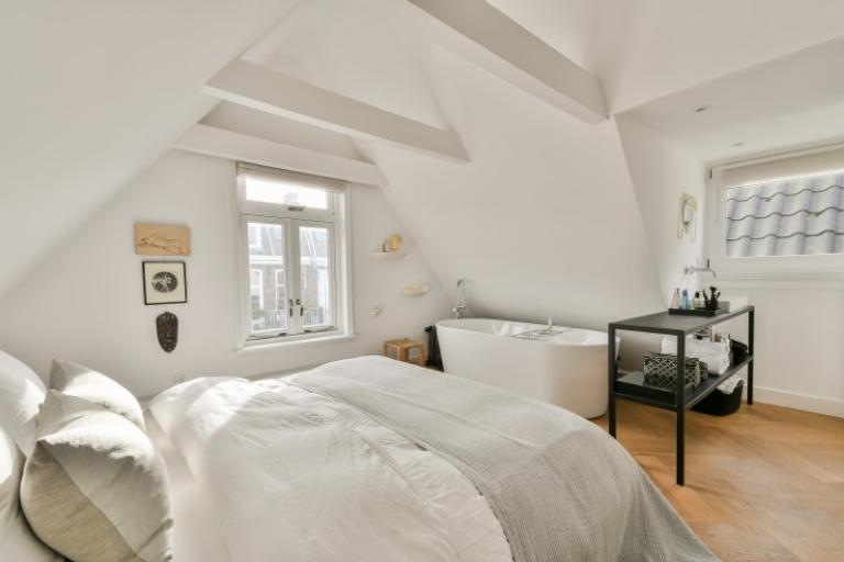 Licht 2-laags appartement met terras - Afbeelding 10