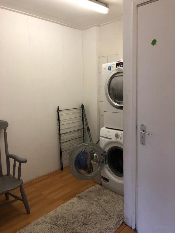 Studentenkamer met wastafel in Wyck - Afbeelding 7