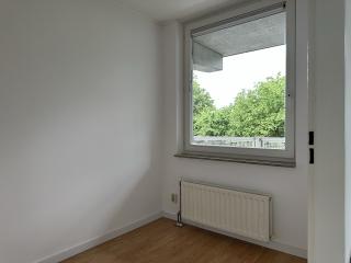 Immediately Available: 2-Bedroom in Heerlen - Image 10