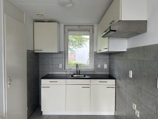 Immediately Available: 2-Bedroom in Heerlen - Image 17