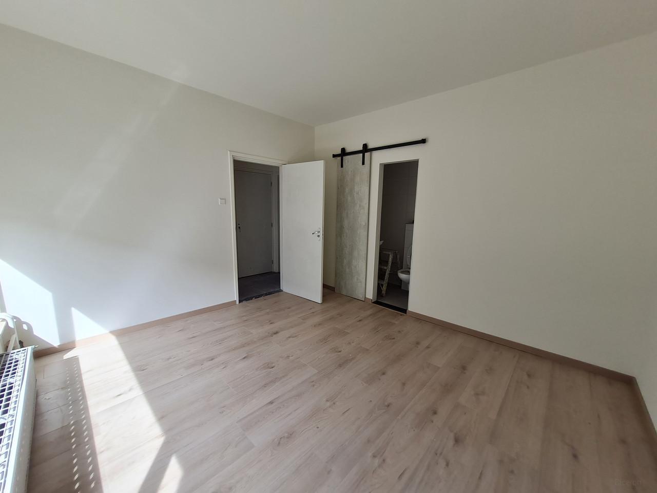 Semi-studio with private bathroom in Tilburg - Image 2
