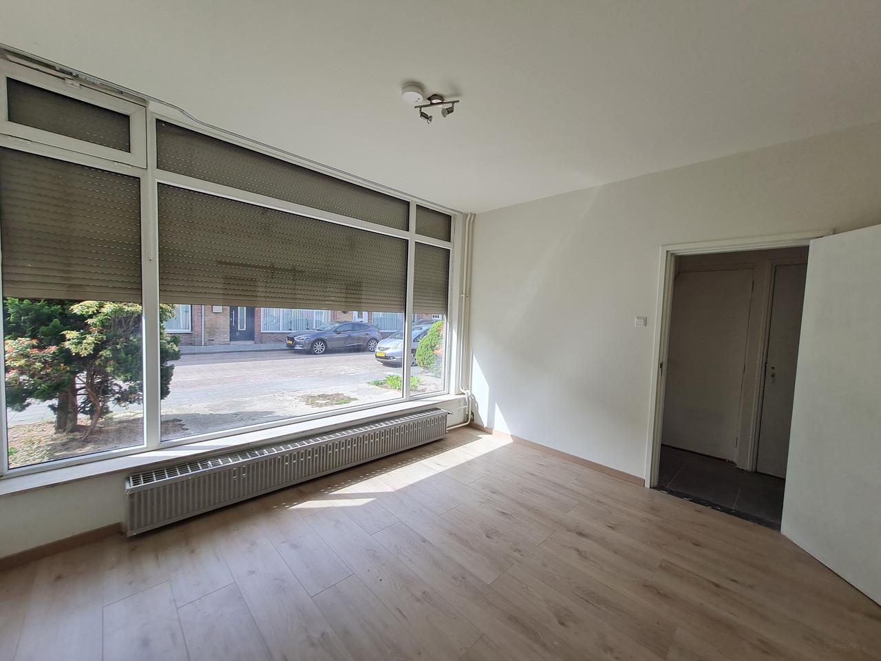 Semi-studio with private bathroom in Tilburg - Image 5